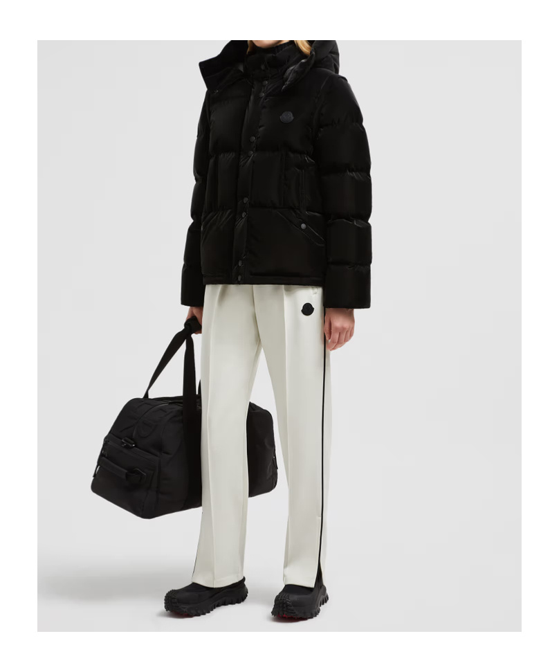 Moncler Logo-patch Padded Jacket In Black