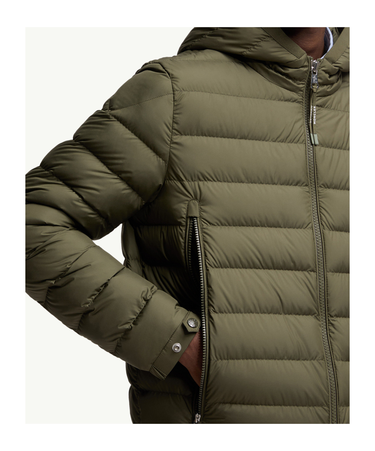 Moncler Short Down Jacket With Hood And Pockets In Green