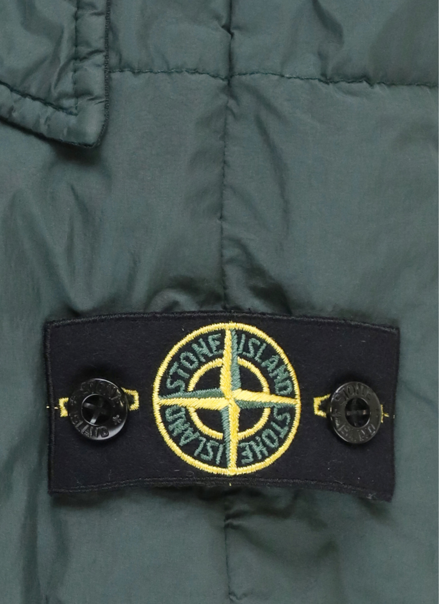 Stone Island Compass-patch Quilted Gilet In Green