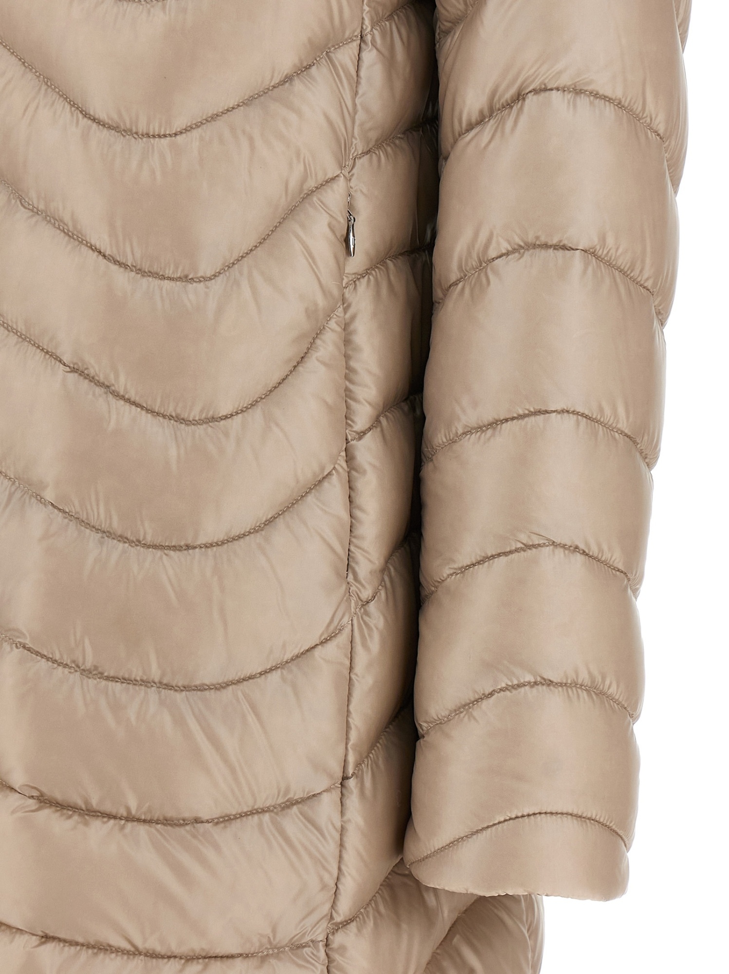 Herno Quilted Glossed Shell Jacket In Nude