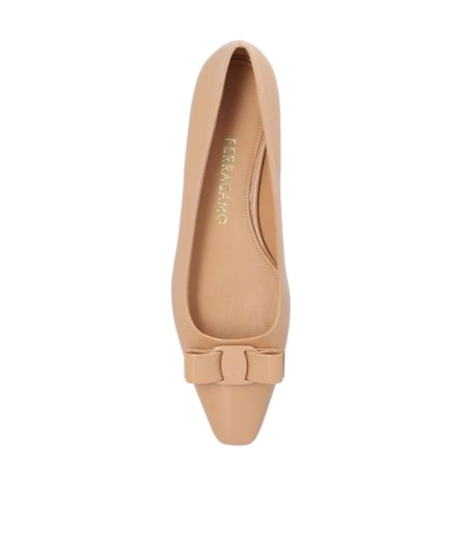 Ferragamo Vara Leather Ballet Flats In Brown