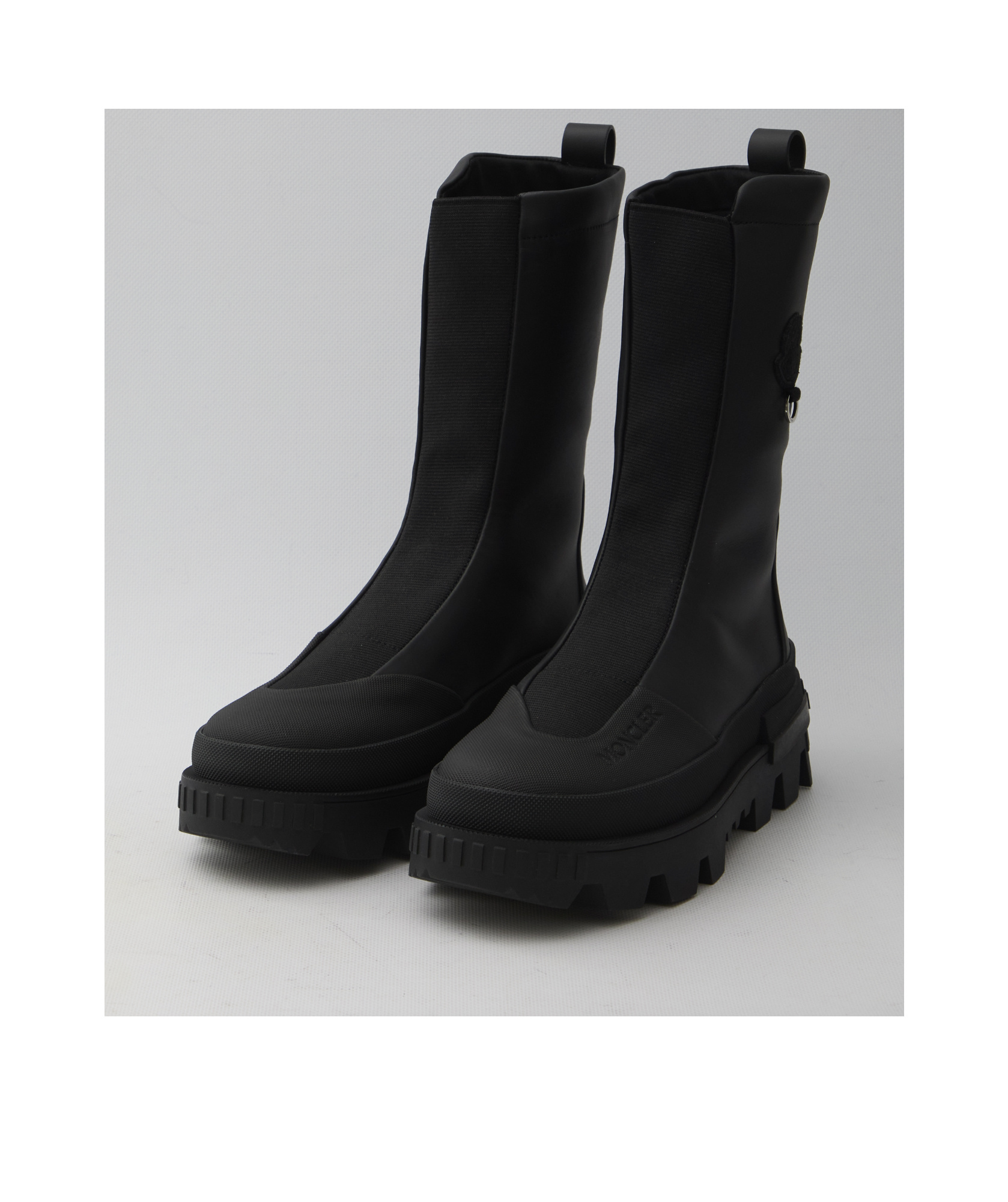 Shop Moncler Round-head Short Boots In Black