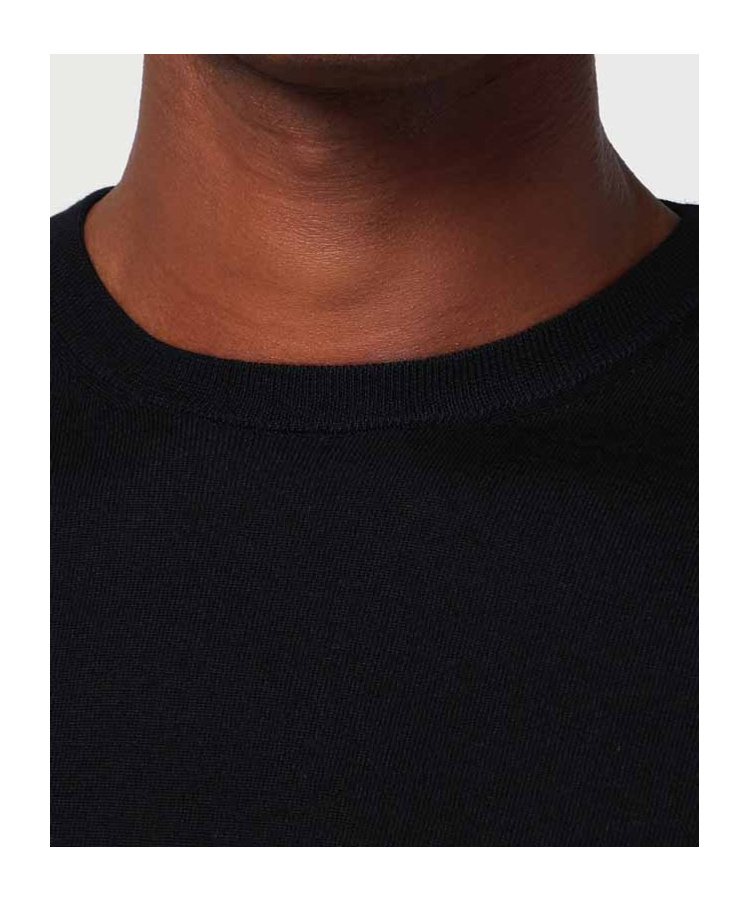 Drumohr Round-neck Long-sleeve Sweater In Black