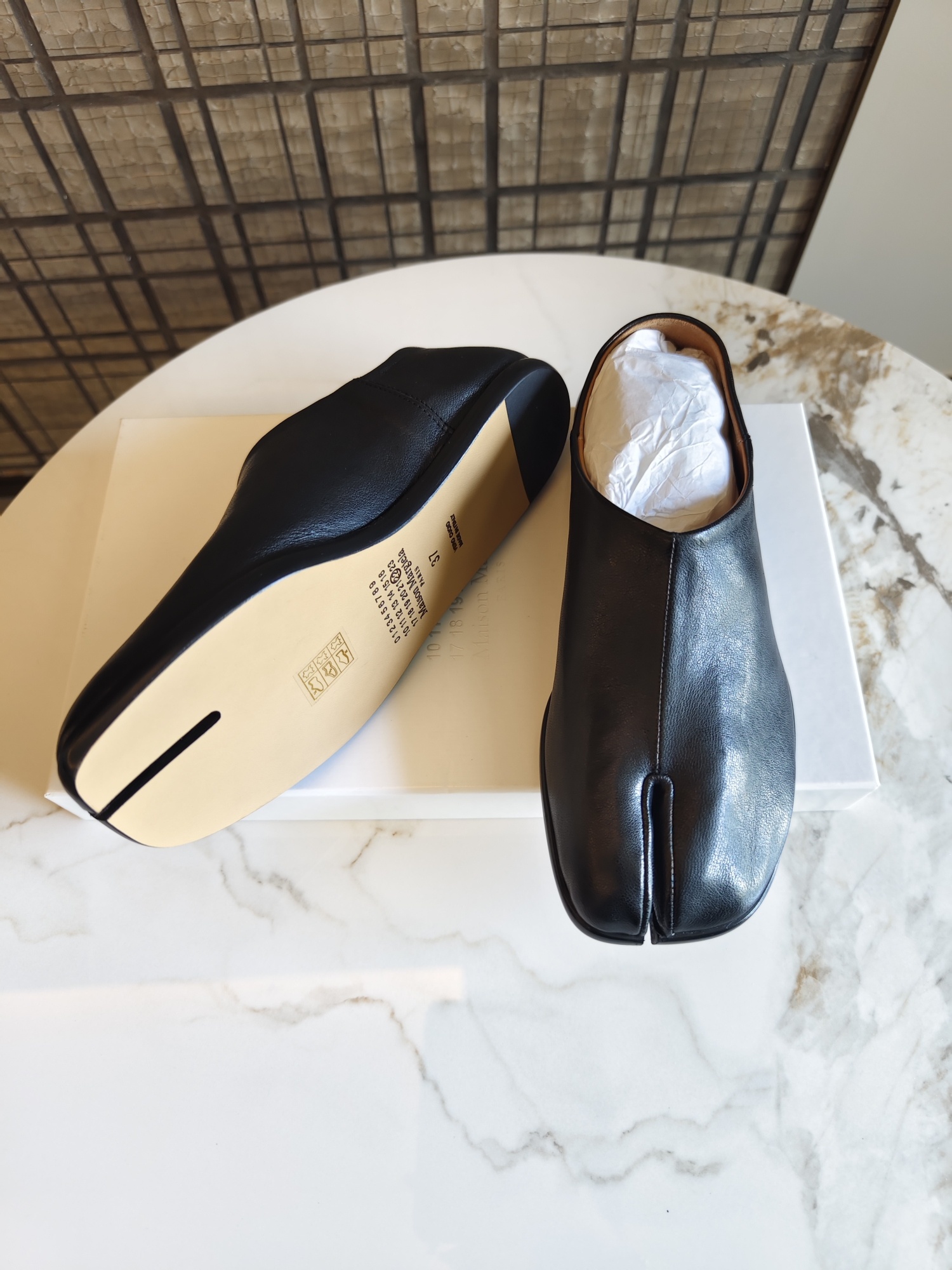 Maison Margiela Tabi Mules In Black