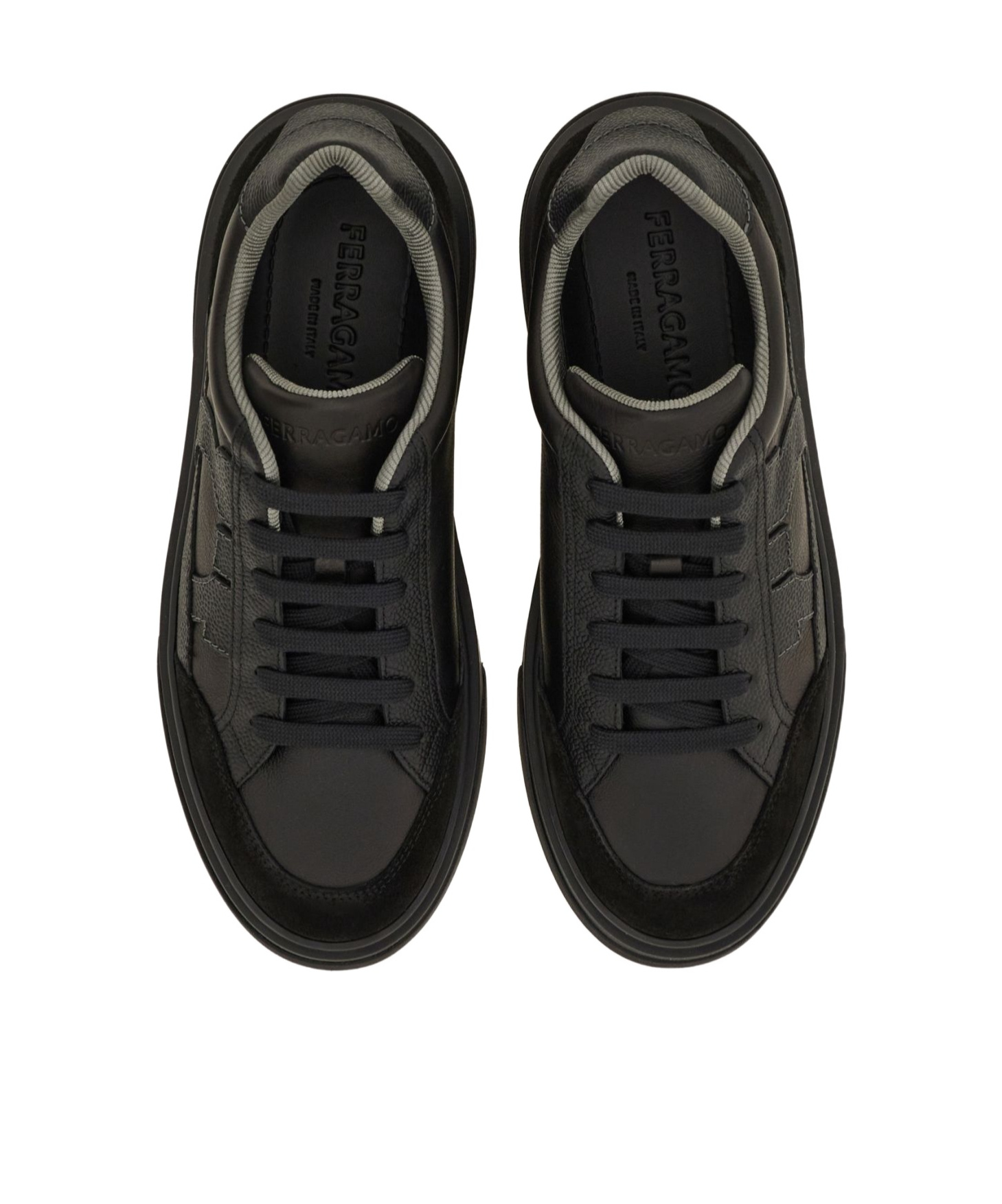 Ferragamo Cassina Gancio Low Top Sneaker In Black