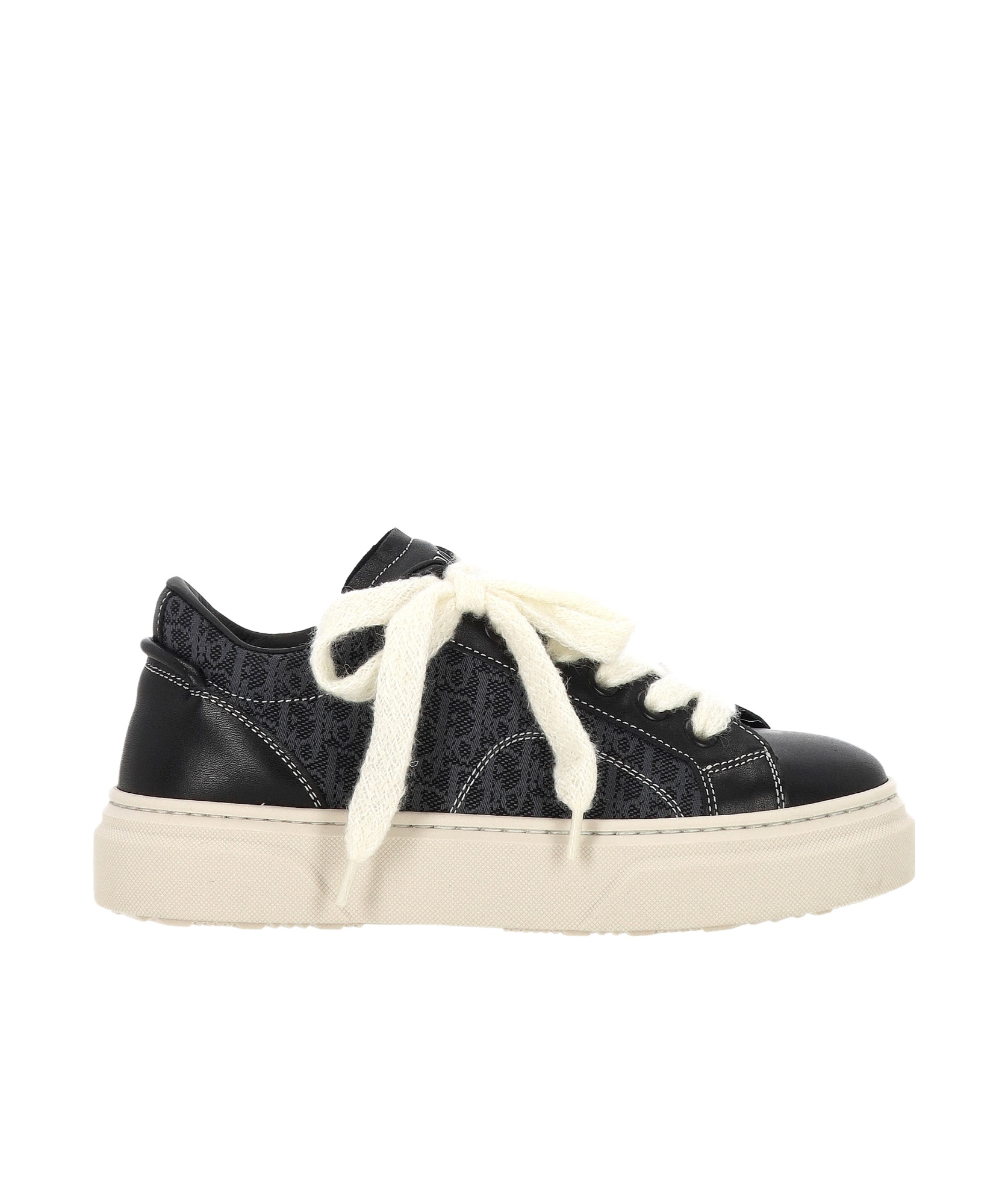 Dior Round Head Flat Sneakers In Black