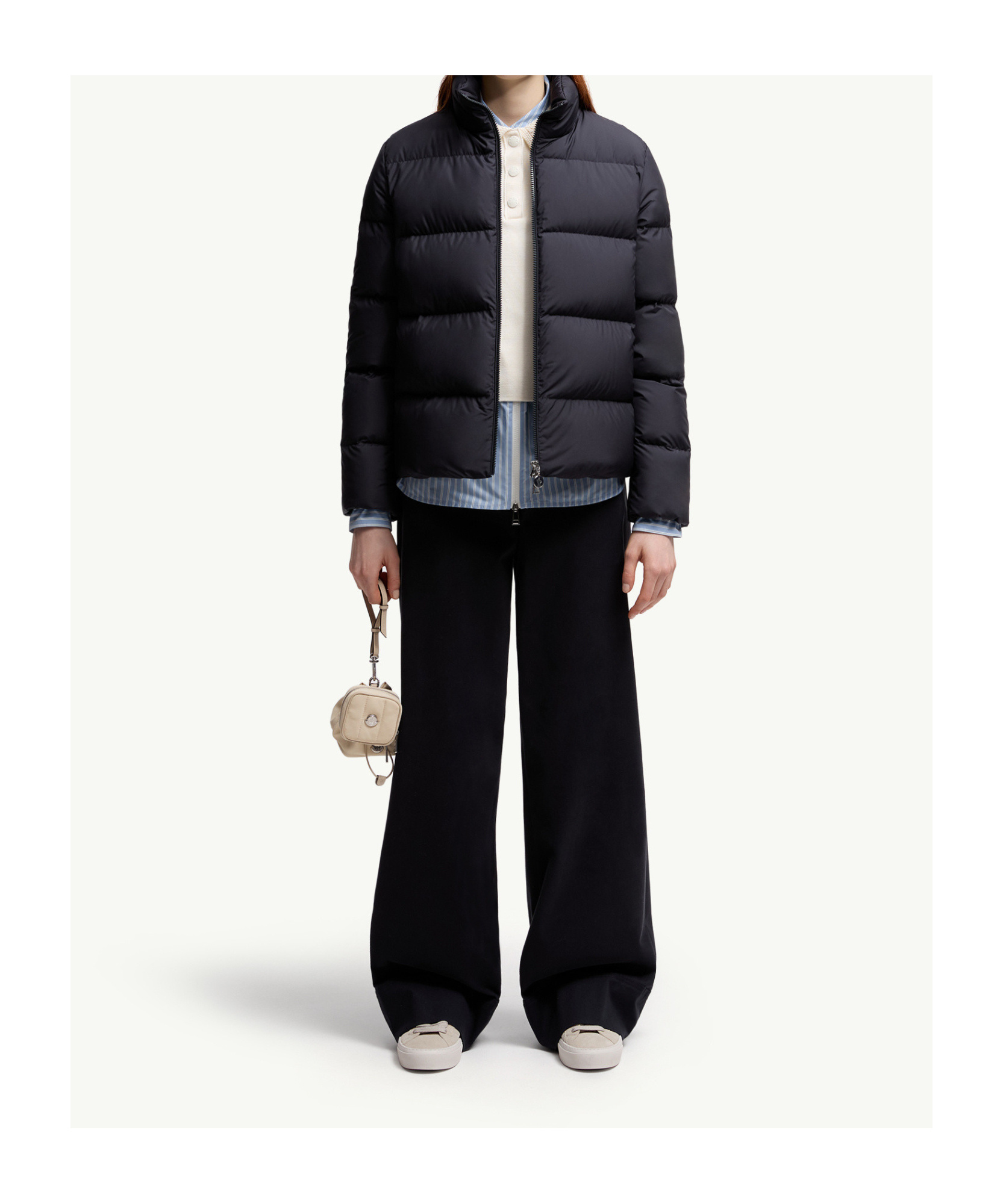 Moncler Women Blue Mauzun Short Down Jacket In Black