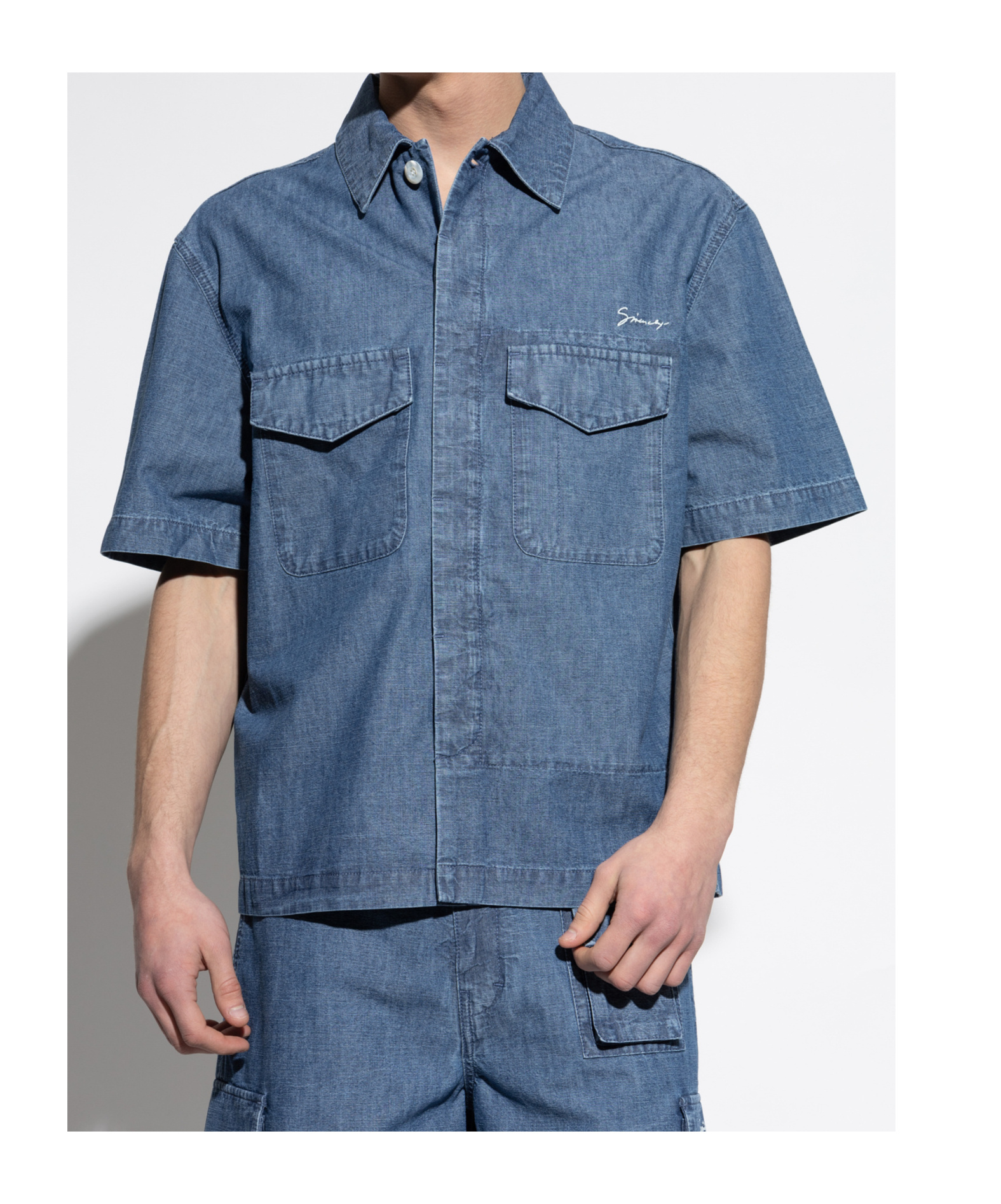 Givenchy Signature Logo Short-sleeved Denim Shirt In Blue