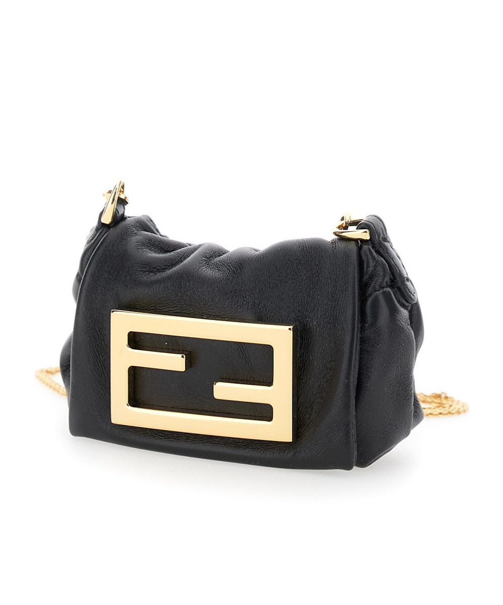 Fendi Chain Shoulder Bag In Black
