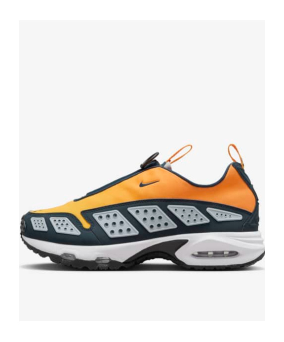 Nike Air Max Sndr Sneakers In Black