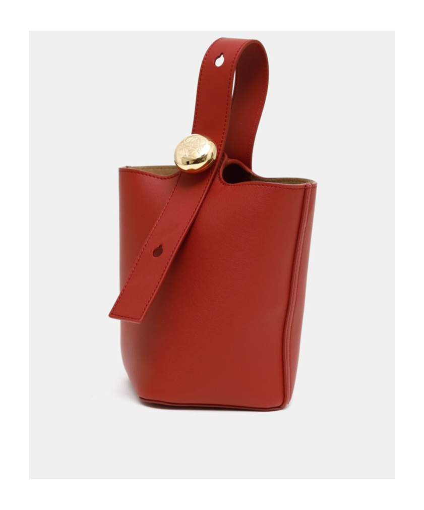 Loewe Medium Pebble Bucket Bag In Calf Leather In Red