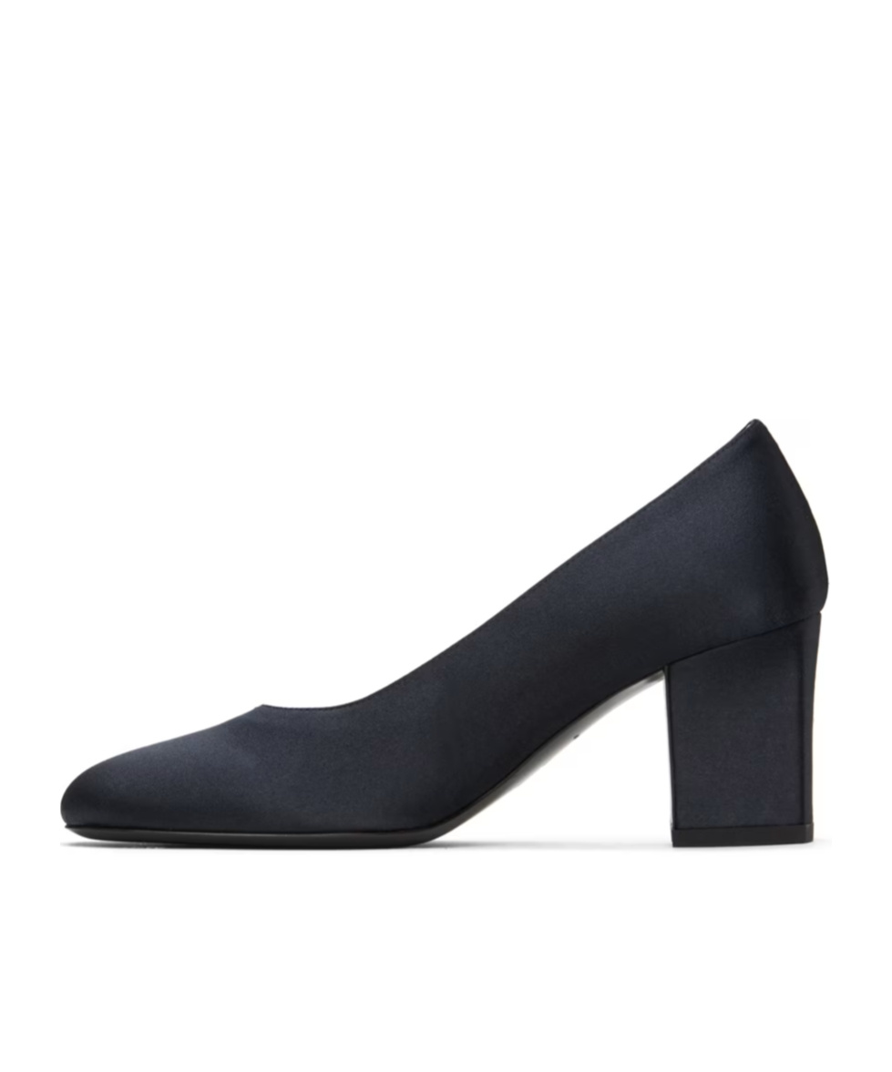The Row Fiore Square Heels In Black