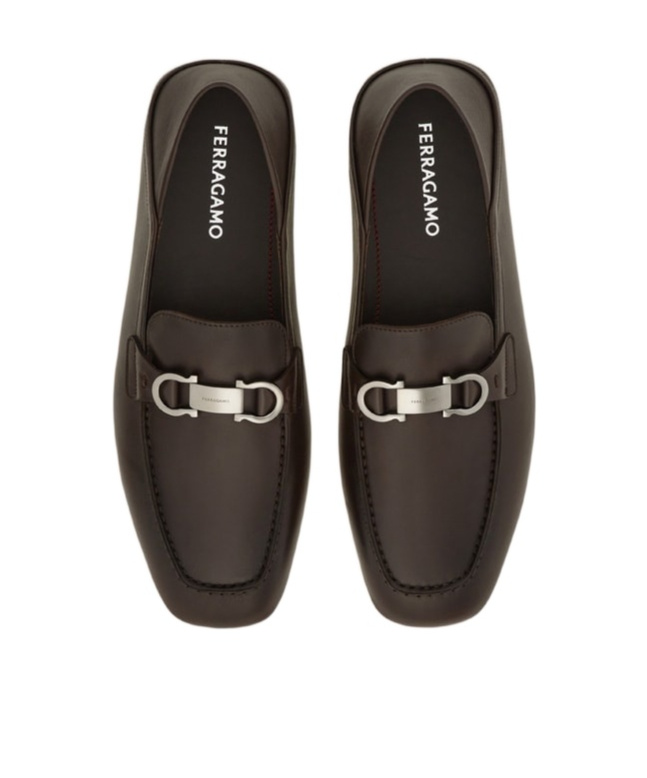 Ferragamo Gancini Horsebit-embellished Leather Loafers In Black