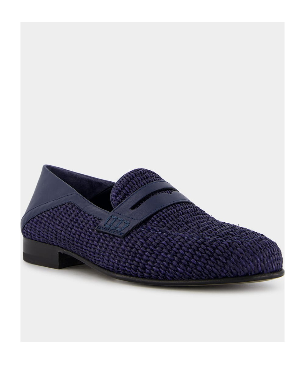 Manolo Blahnik Round Head Loafer Shoes In Black