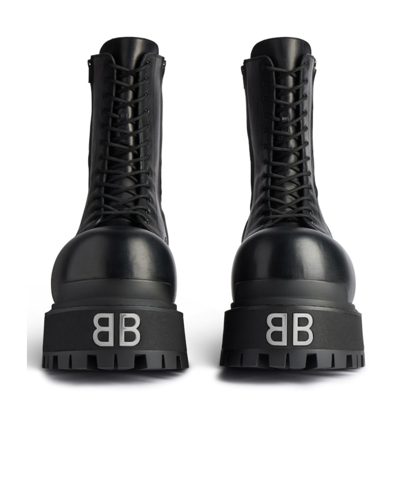 Balenciaga Black Ankle Boots With Logo Plaque On The Front And Side Zips In Leather Man In Black