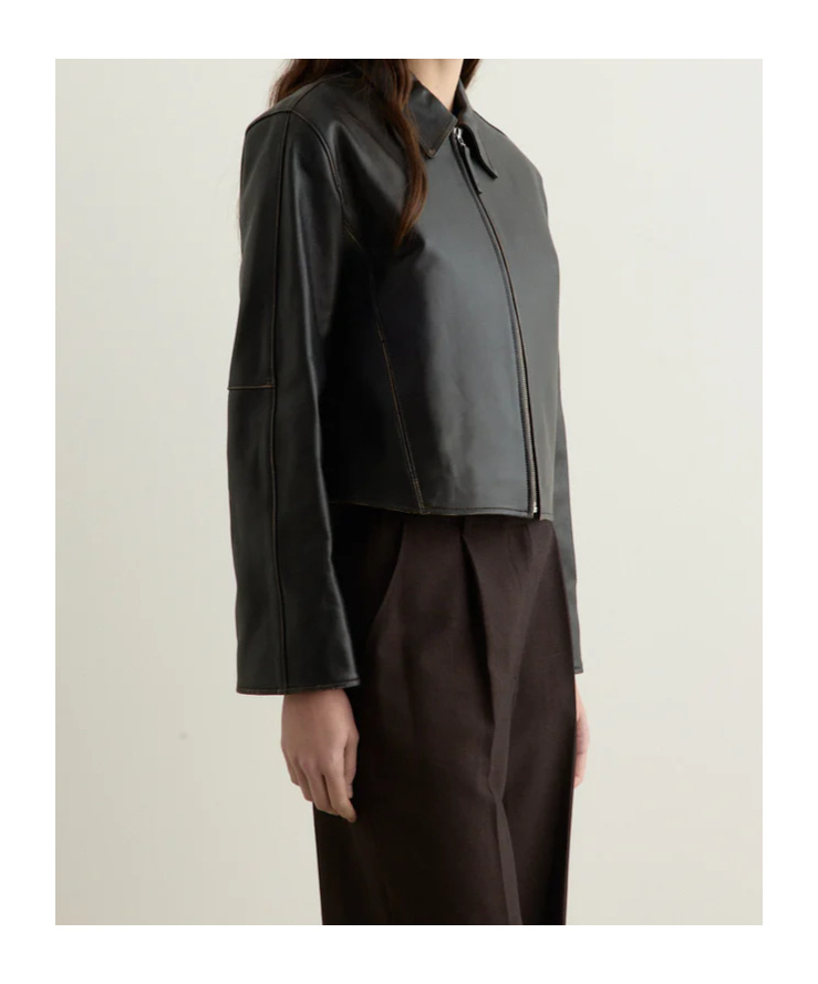 Low Classic Zip-front Cropped Leather Jacket In Black