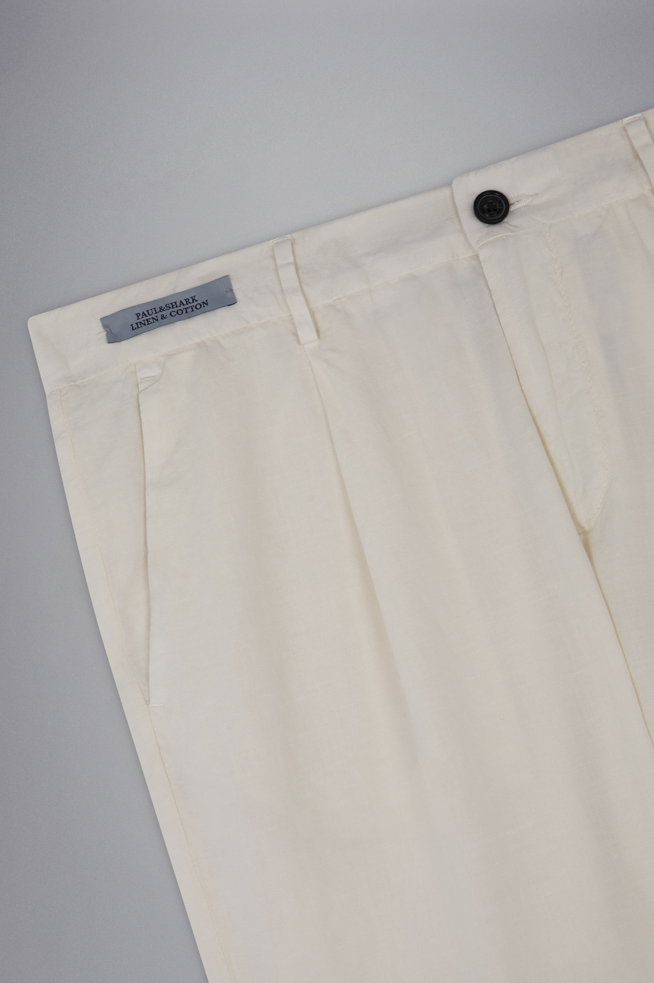 Shop Paul & Shark Paul Shark Cotton-linen Bermuda Shorts In White