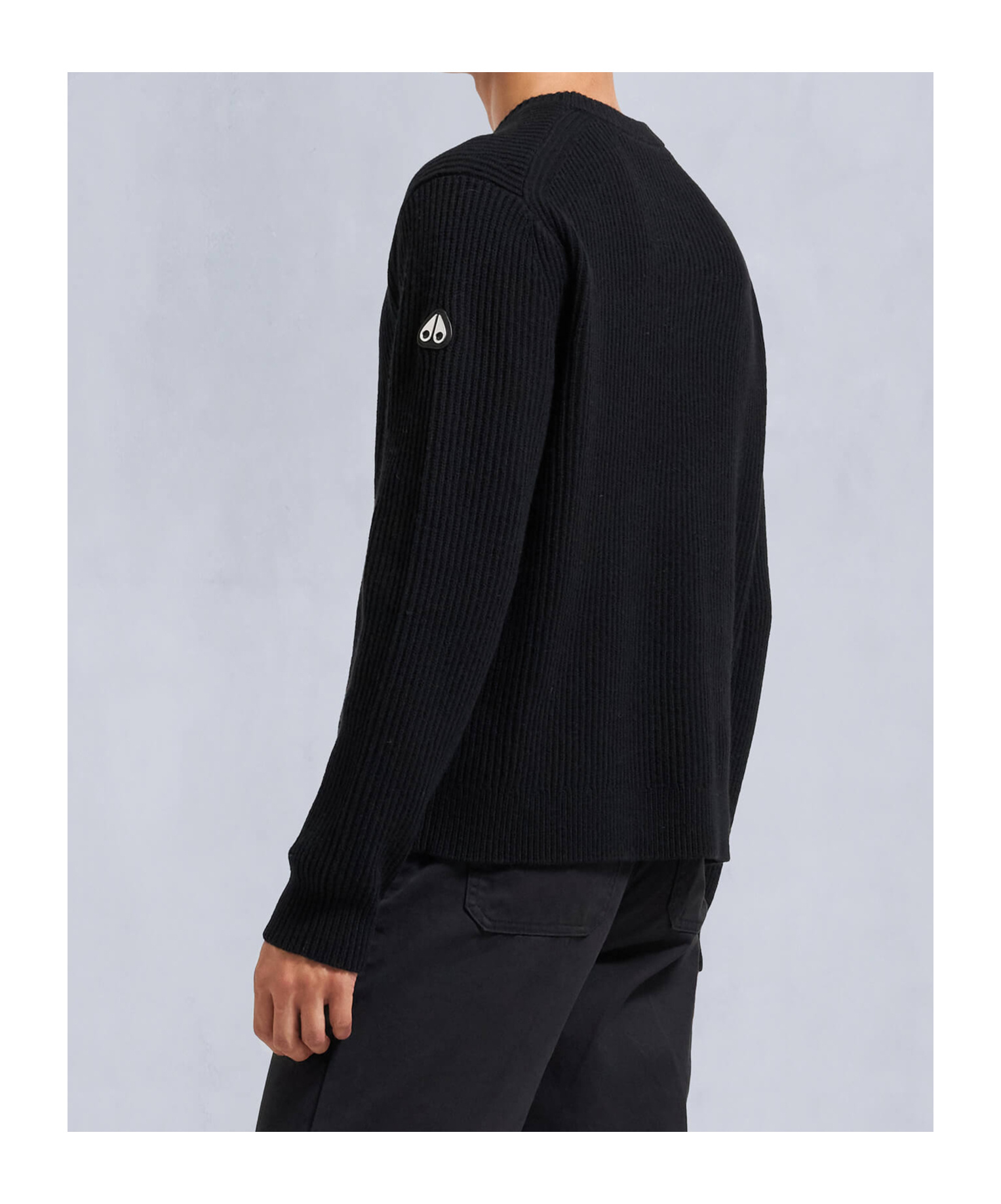Moose Knuckles Long-sleeved Round-neck Sweater In Black