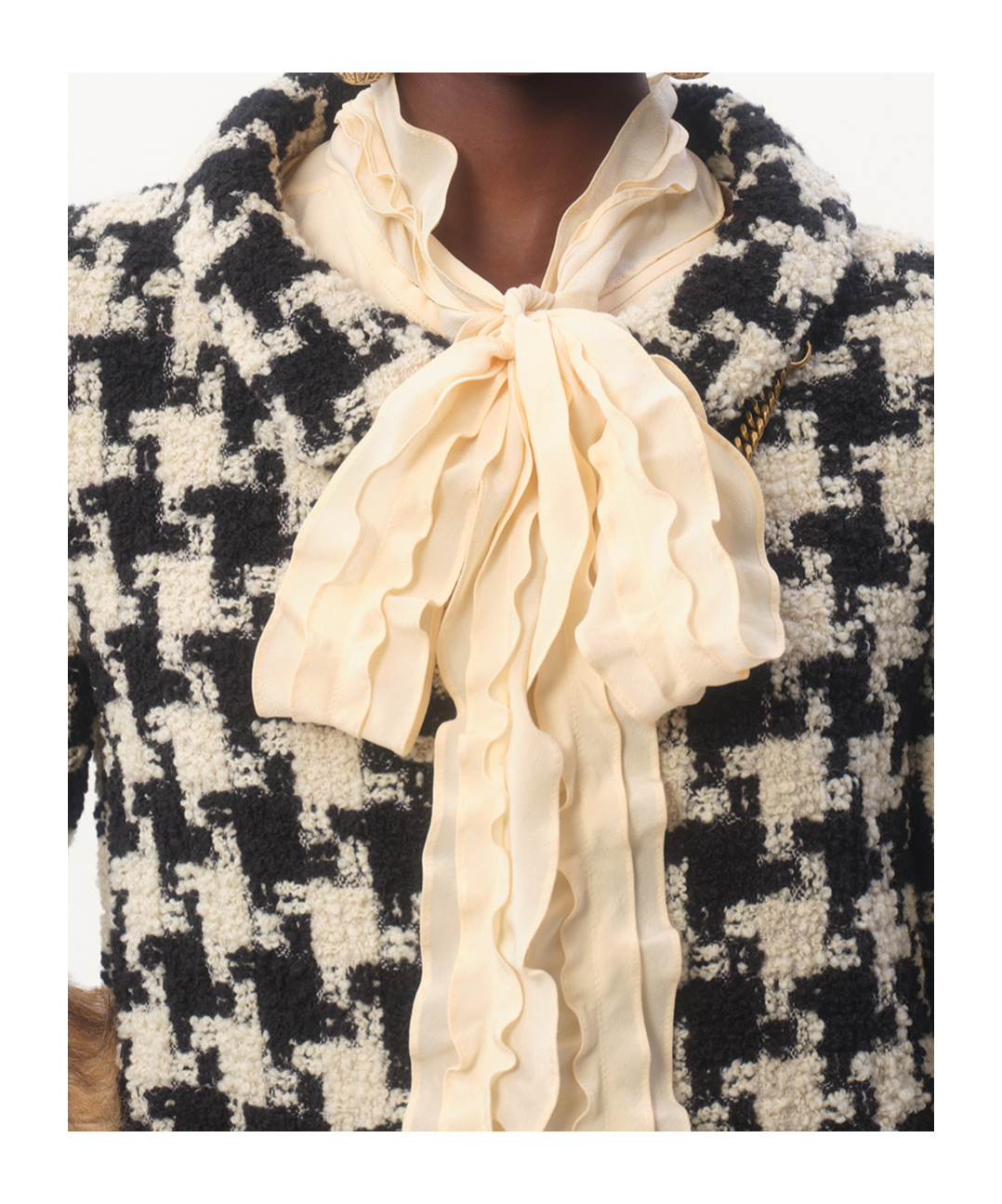 Valentino Faux-fur Macro Houndstooth Tweed Jacket In Nude