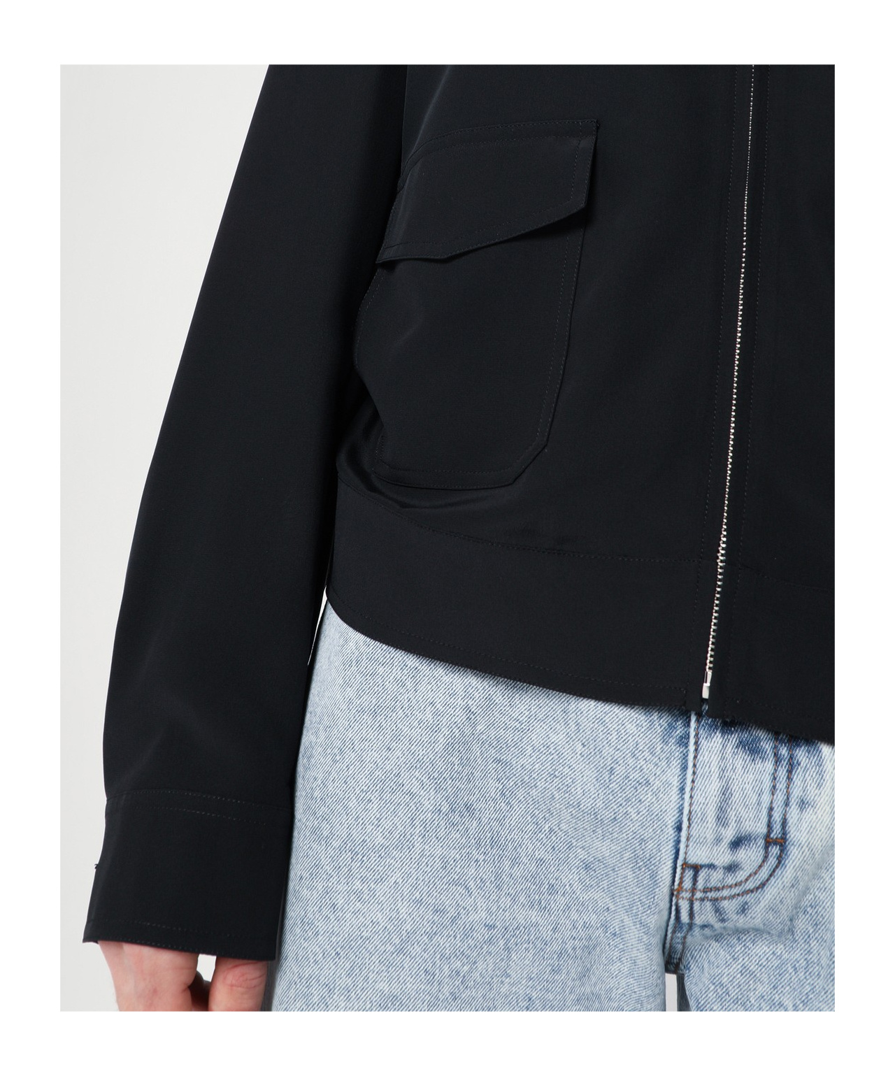 Mm6 Maison Margiela Zip Up Silk Jacket With Collared Neck In Black