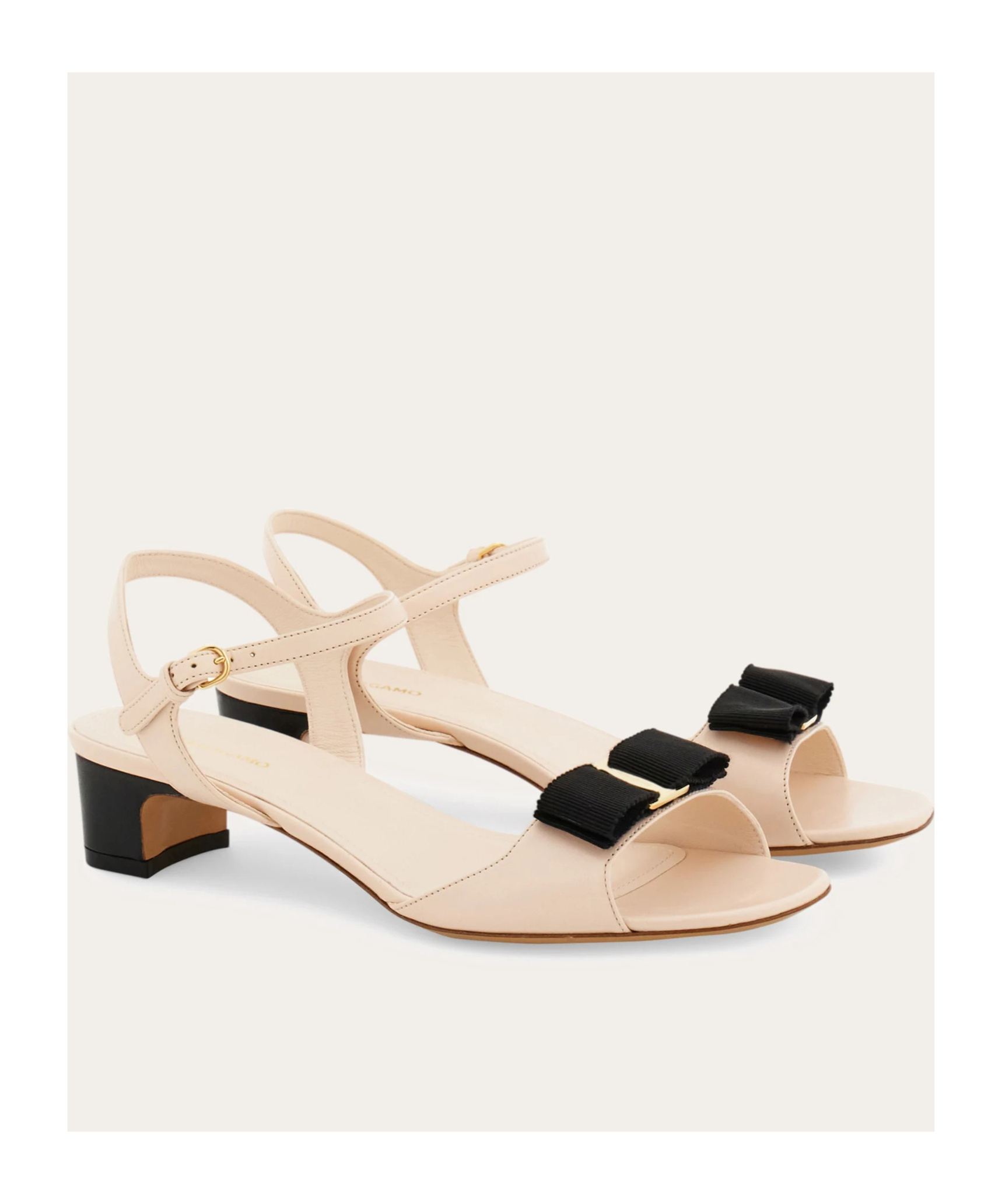 Ferragamo Vara Bow Sandals In Multi