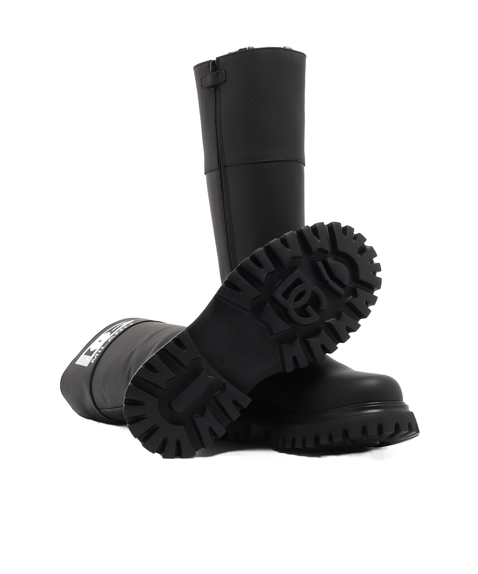 Dolce & Gabbana Round-headed Short Boots In Black