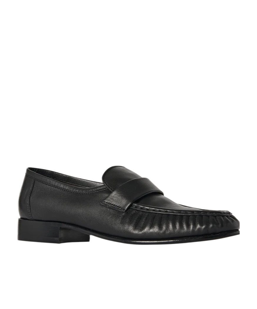 The Row Pleated Leather Loafers In Black