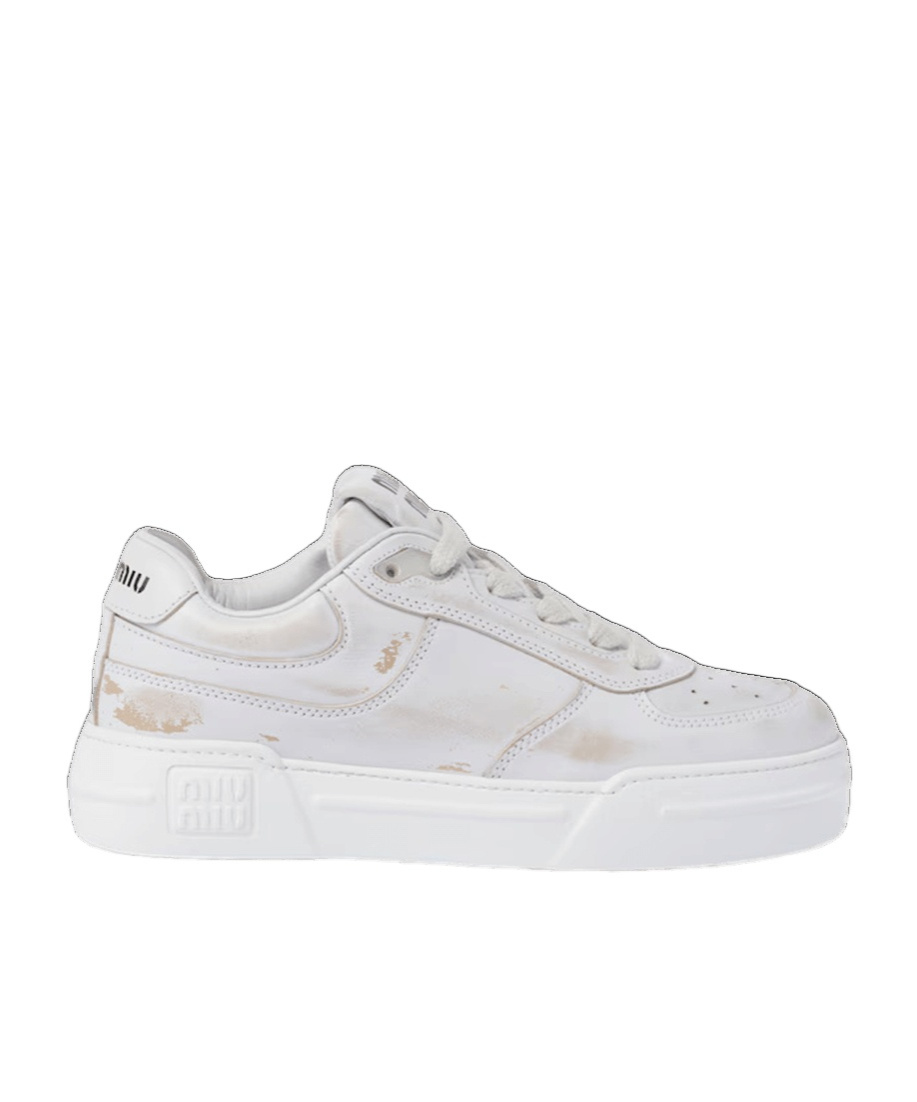 Miu Miu Lace-up Low-cut Casual Shoes In White