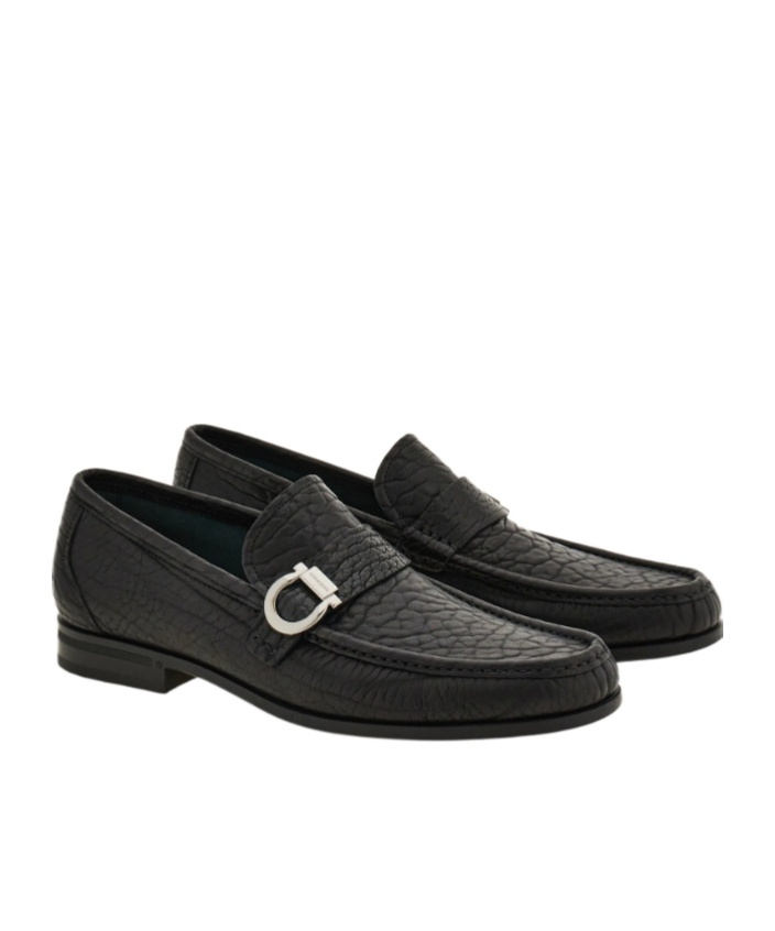 Ferragamo Leather Caspian Loafers In Black