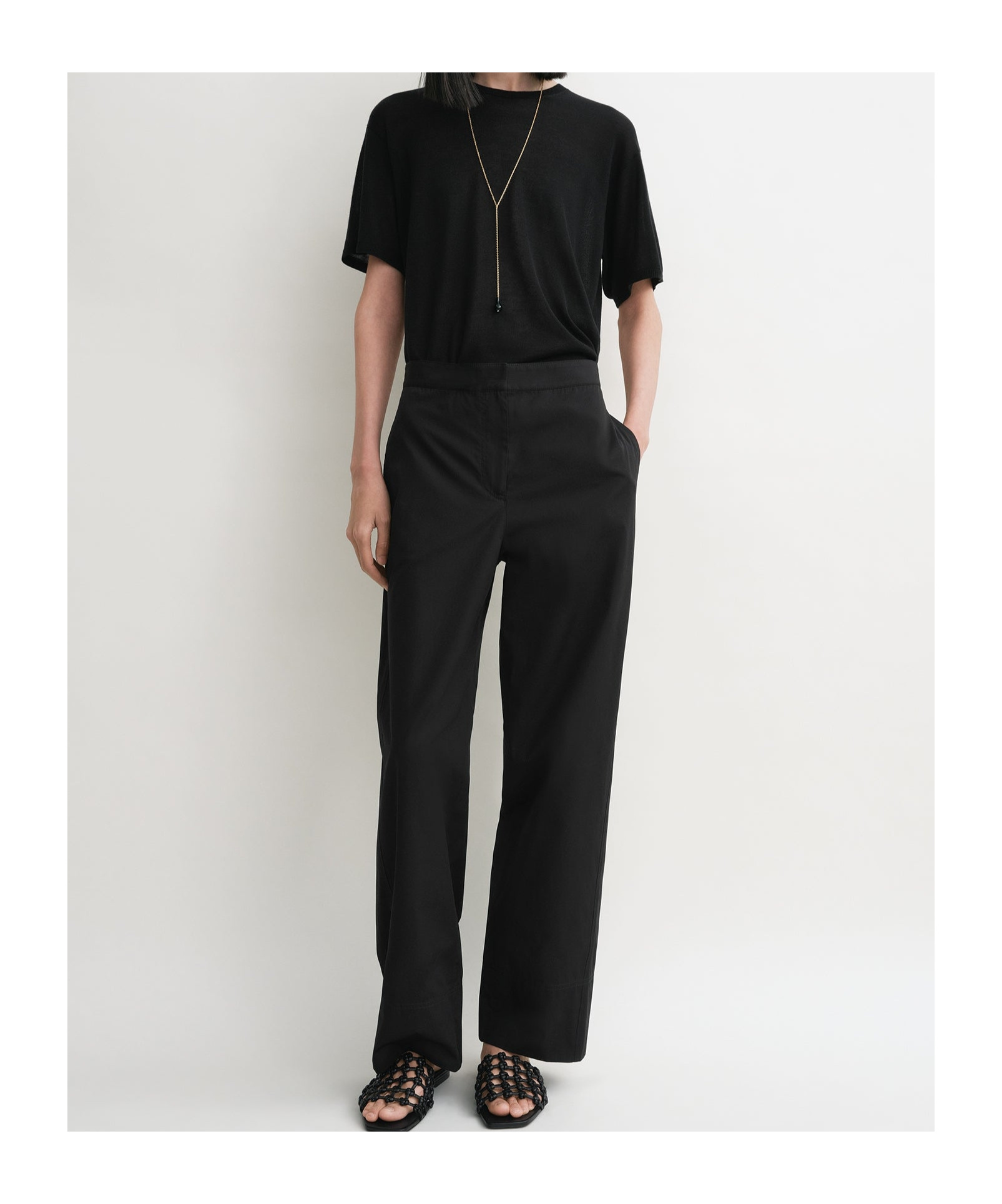Totême Back Pocket Casual Pants In Black