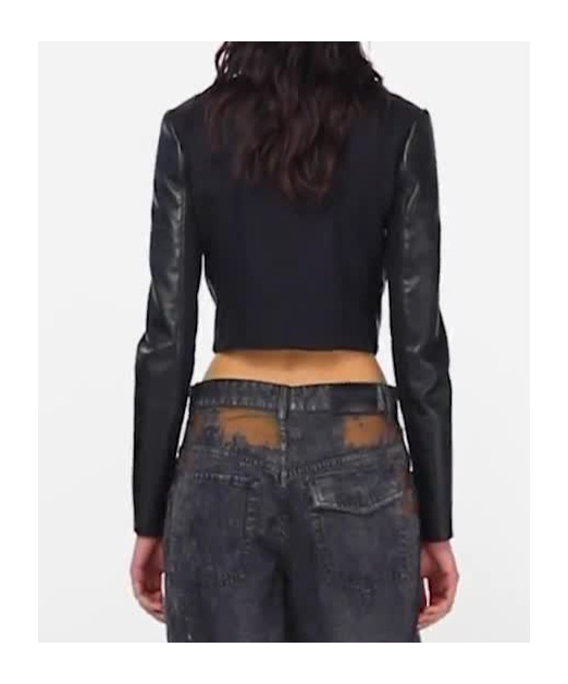 Pinko Zip-up Mock Neck Cropped Jacket In Black