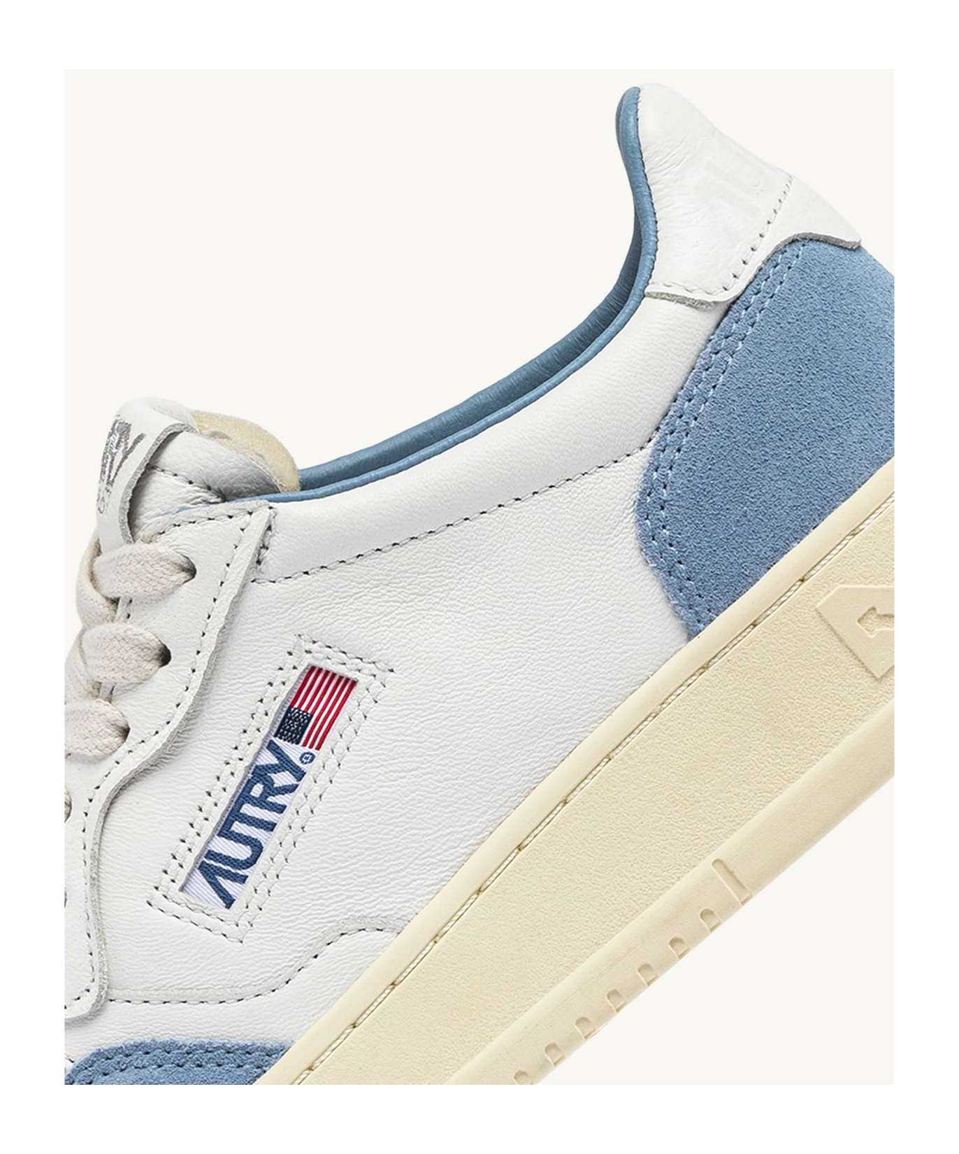 Autry Round Head Low-cut Casual Shoes In Nude