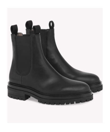Gianvito Rossi Elasticated Side-panel Boots In Black