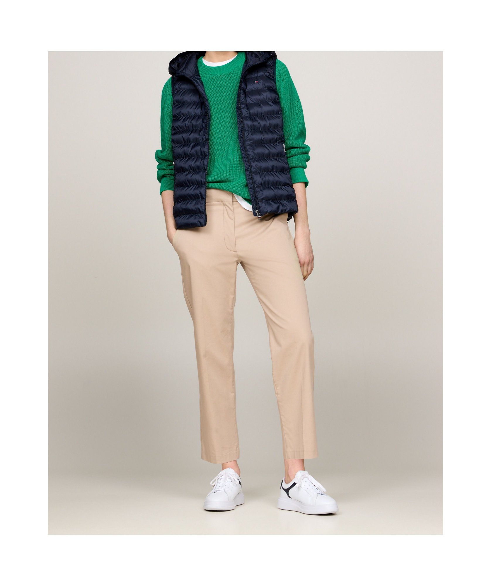 Tommy Hilfiger Sleeveless Vest In Black