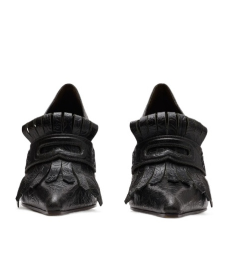 Burberry Embossed Cameo Fringe Pumps In Black