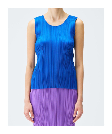 Issey Miyake Pleated Vest In Blue