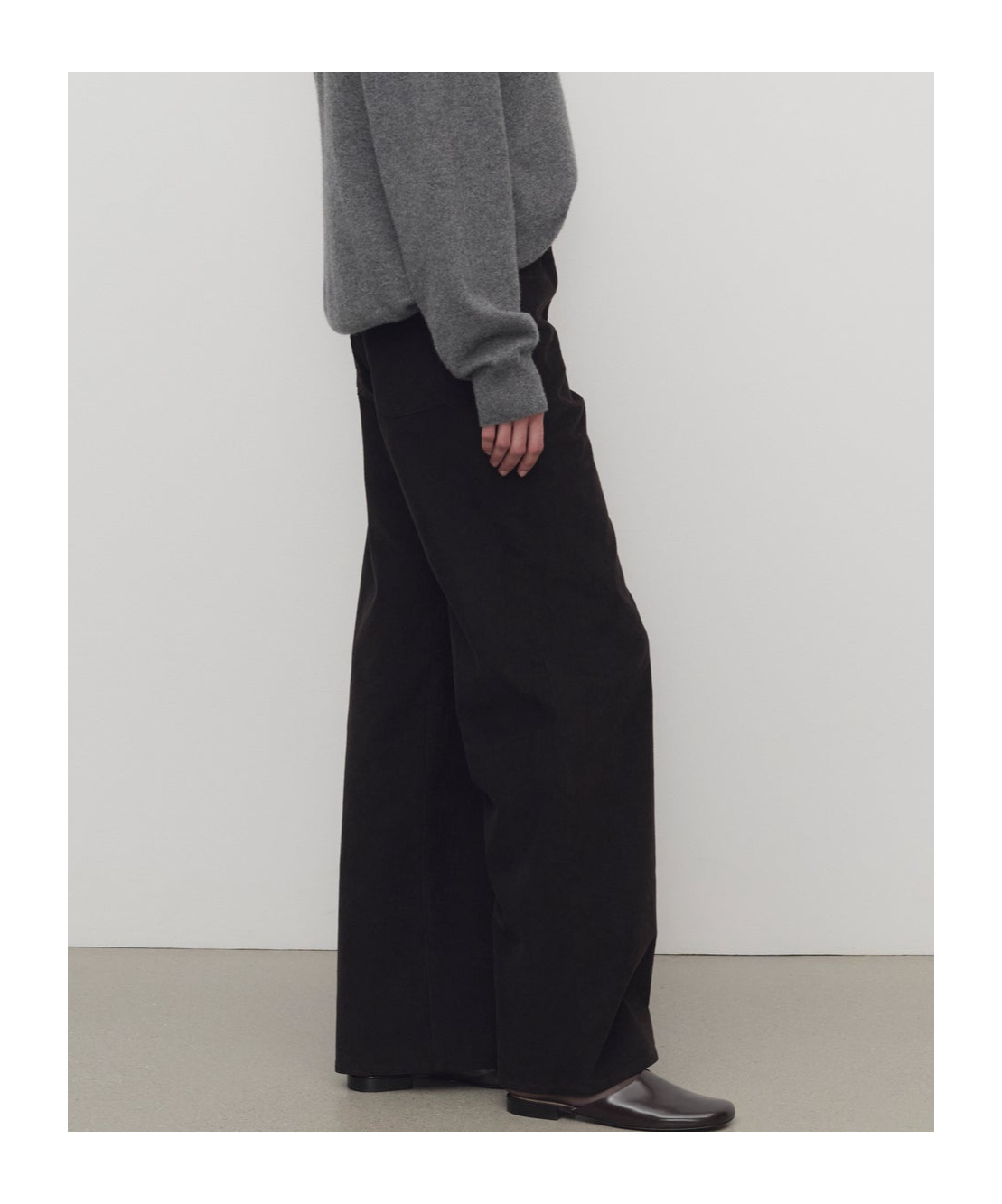 The Row Eglitta Pant In Corduroy In Black