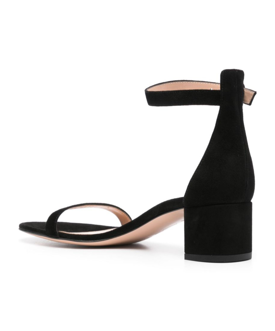 Gianvito Rossi Gaeta 45 In Black