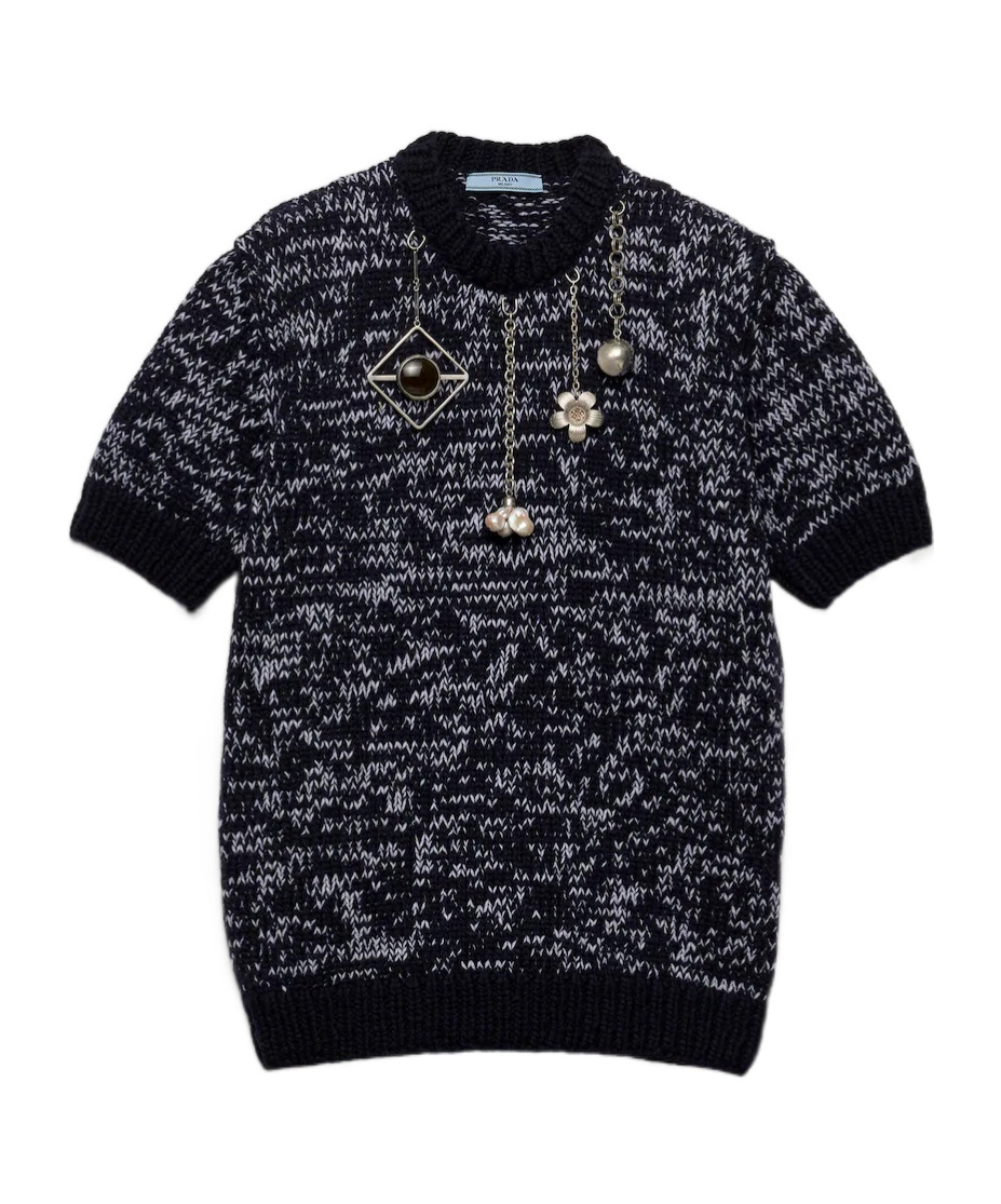 Prada Short-sleeve Pendant-embellished Sweater In Black