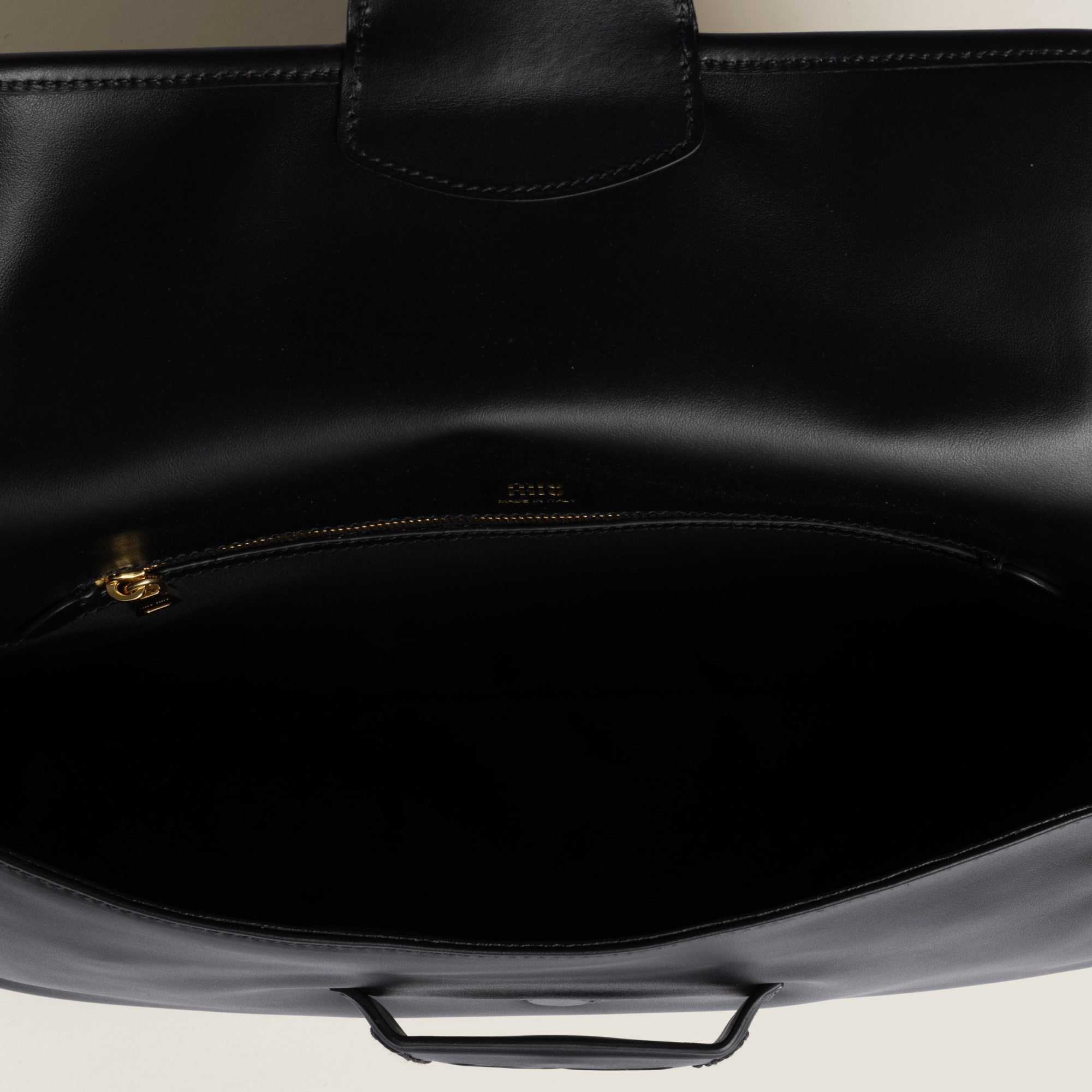 Miu Miu Penny Leather Bag In Black