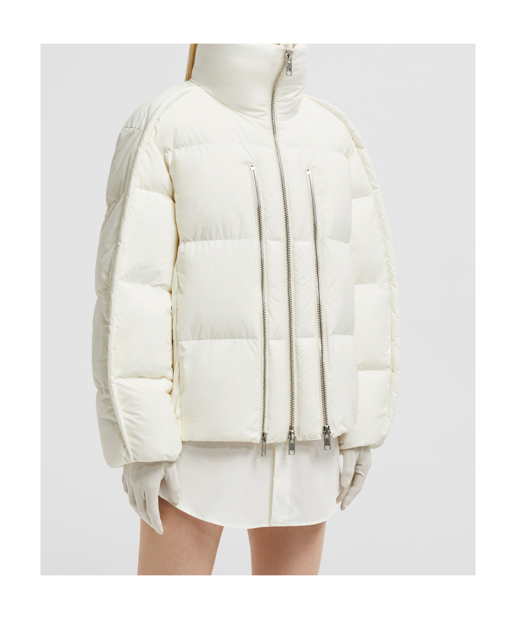 Moncler X Willow Smith Jayel Short Down Jacket In White