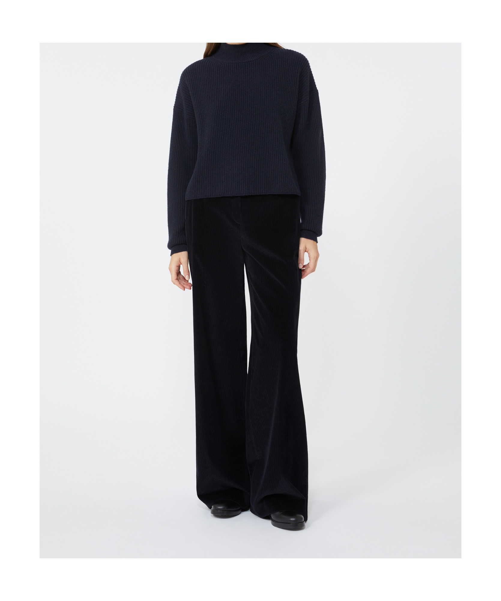 Max Mara Long-sleeved Sweater In Black