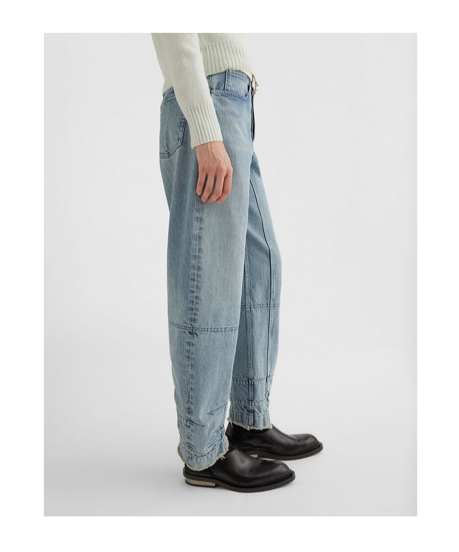 Jil Sander Tapered-leg Frayed-hem Jeans In Blue