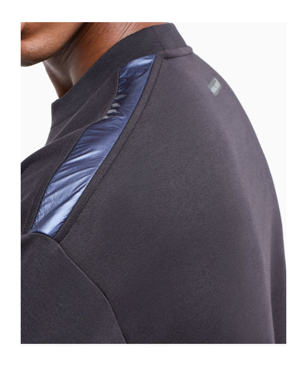 Ea7 Round-collar Sweatshirt In Black