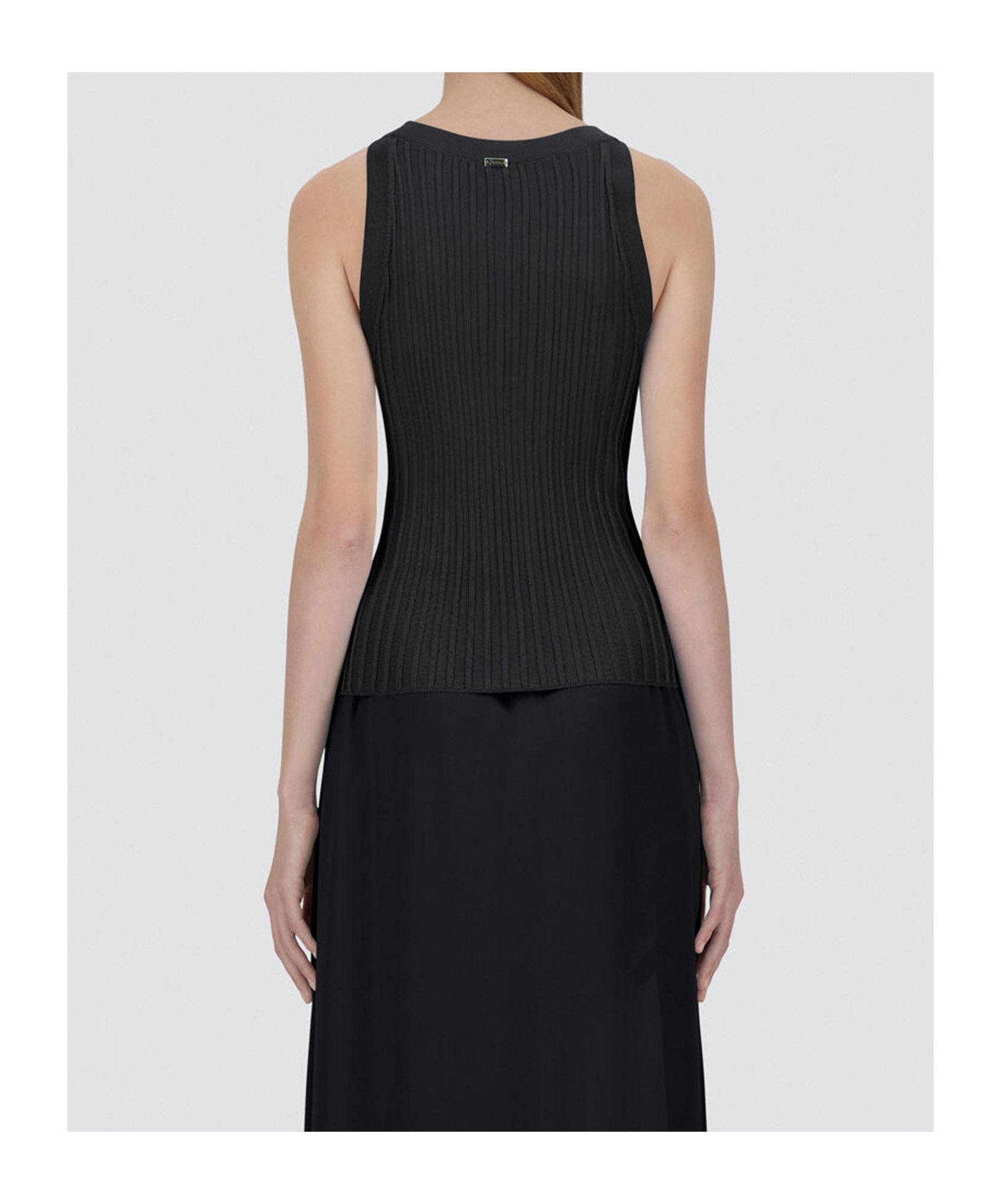 Herno Ribbed Vest In Black