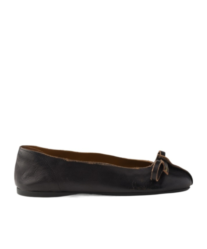 Prada Antiqued Leather Ballerinas In Black/tan