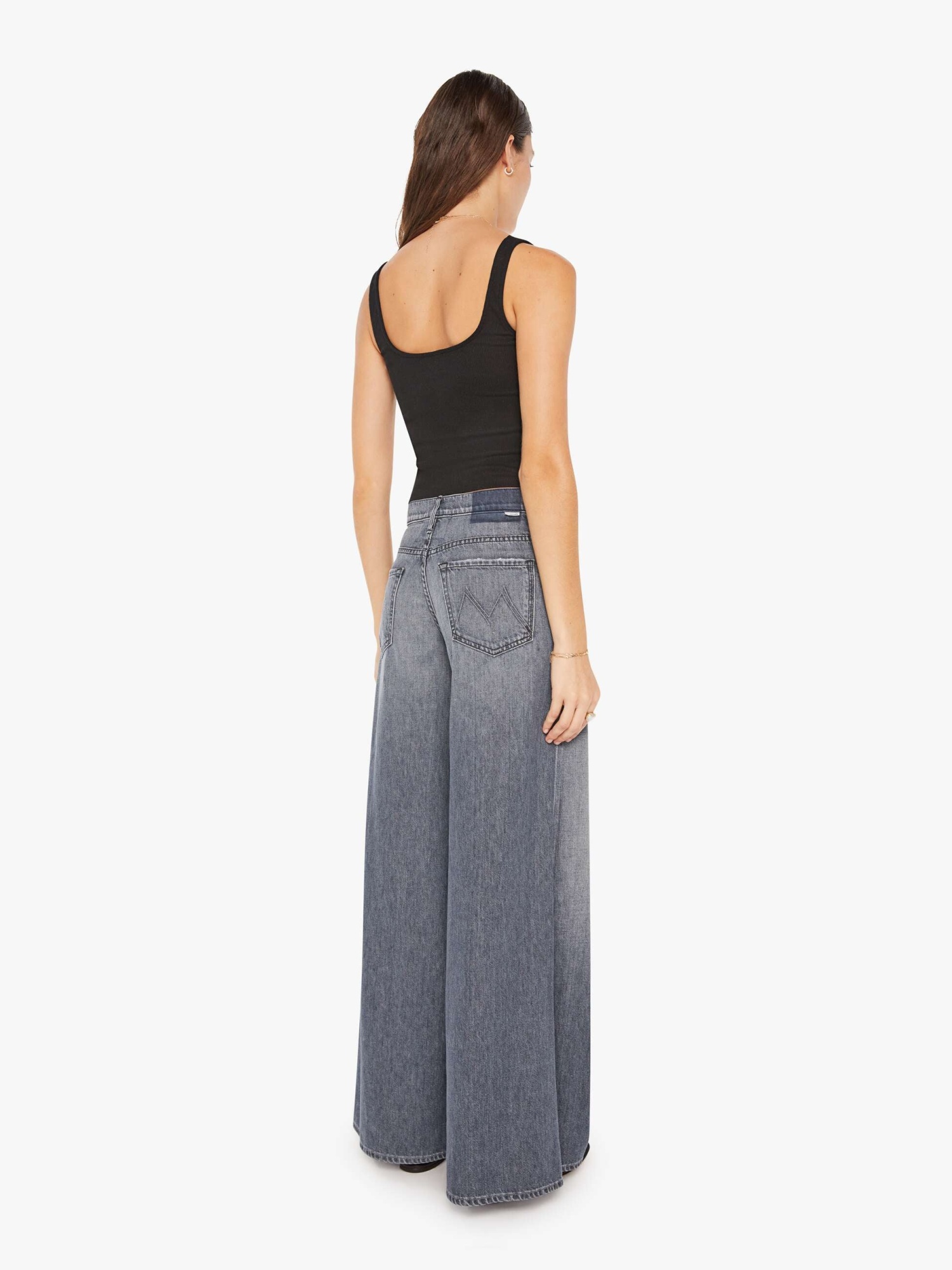 Mother The Swisher Sneak Off The Beaten Path Jeans In Black
