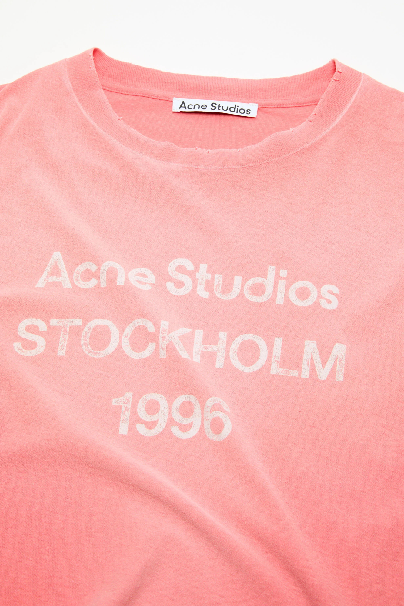 Acne Studios Sprayed Logo T-shirt In Pink