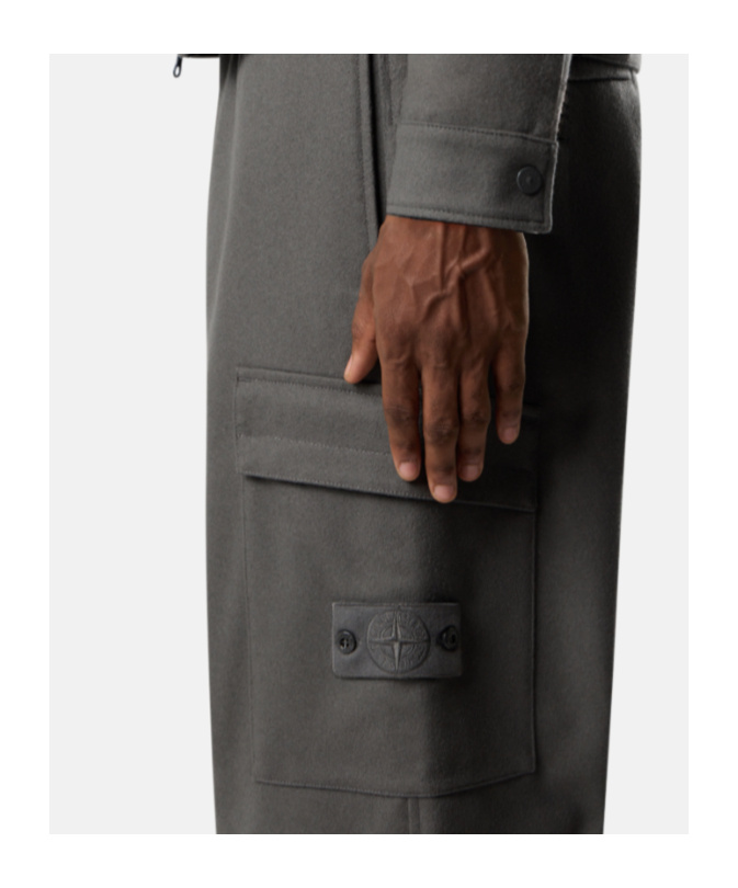 Stone Island Loose-fit Cargo Trousers With Elasticated Zipped Cuffs In Green
