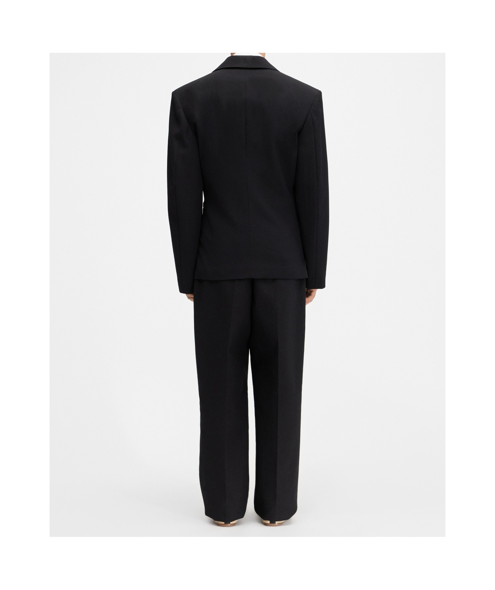 Jacquemus Double-breasted Jacket Featuring Shoulder Pads In Black